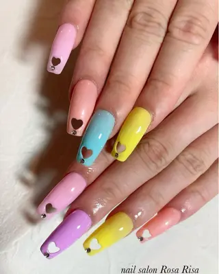 ロング ネイル ネイルスタジオ シェイクユアハンズのネイルデザイン