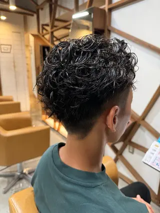 パーマ メンズ 竹谷 奈津実のヘアスタイル