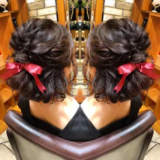 ミディアム G LUX(ジールクス)所属・清水 まなのマツエク・マツパデザイン