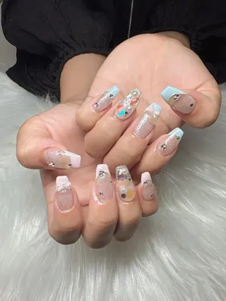 ネイル 💅ネイルハウス🏡 🎀TOMO🎀のネイルデザイン