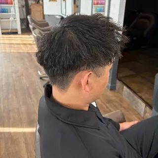 パーマ メンズ 山﨑 千尋のヘアスタイル