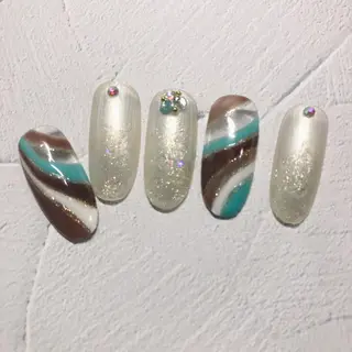 ネイル 奥園 良恵のネイルデザイン