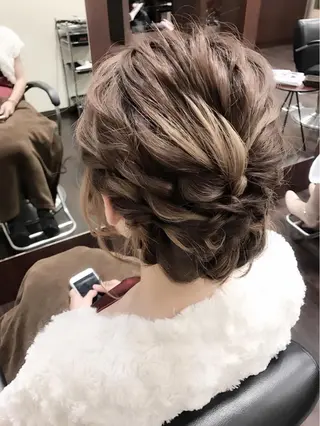 ミディアム セミロング ロング ヘアアレンジ 沢田 瞳のヘアスタイル