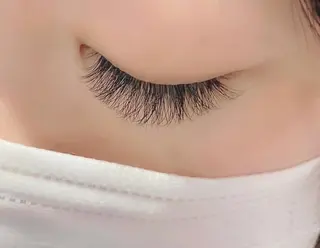 マツエク・マツパ Makea eyelash 浦和美園所属・Makea 浦和美園のマツエク・マツパデザイン