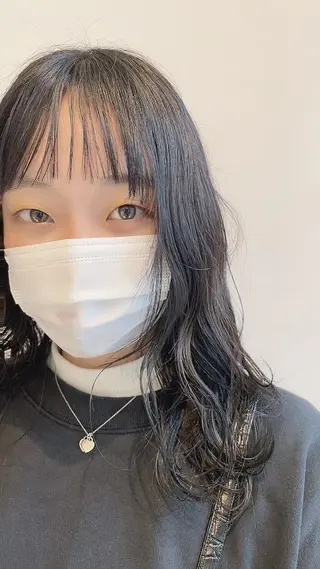 ミディアム ブリーチカラー特化 碇　英朗のヘアスタイル