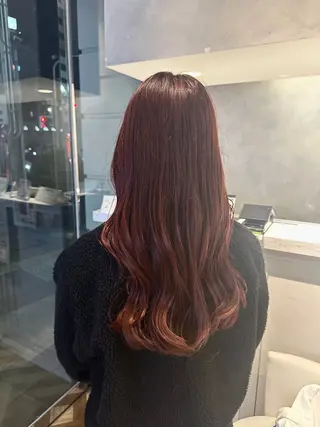 カラー 小林 莉緒のヘアスタイル