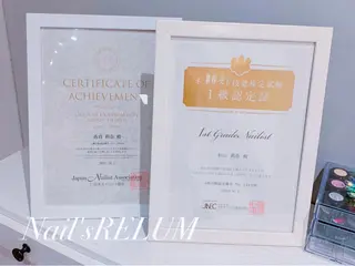 ネイル THECOLORS所属・近貞 莉奈のネイルデザイン