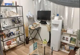 ジュリエビューティー赤坂所属・温活整体・痩身・癒し 〈鍼灸師〉TAKUのエステ・リラクイメージ