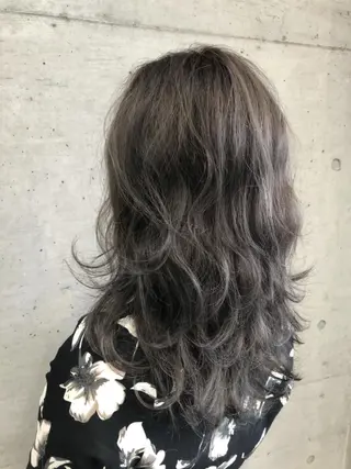 ロング カラー 大栗 佑也  髪質改善のヘアスタイル