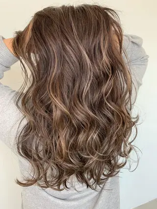 カラー LINOET NAGOYA所属・中川 来紀のヘアスタイル