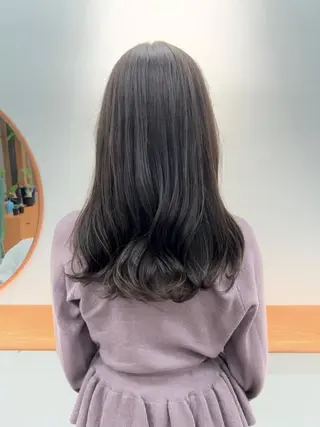 カラー aiko【艶カラー ・ミニモ年内で終了】のヘアスタイル