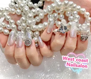 ネイル リボン、ガーリー パーツ放題専門店のネイルデザイン