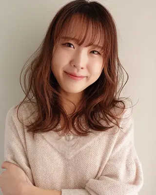 ミディアム カラー 京都大人女性ショート 徒歩1分/秋山のヘアスタイル