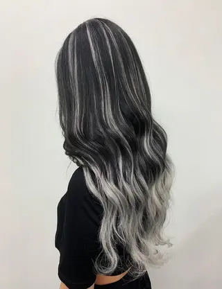 ミディアム Mululu所属・京都最安価エクステ muuka🦋のヘアスタイル