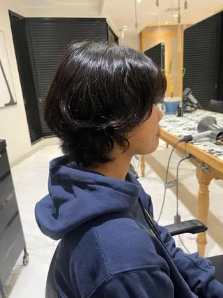 ショート パーマ ナミ🩶暗髪/暖色 ❤️/透明感/縮毛のヘアスタイル