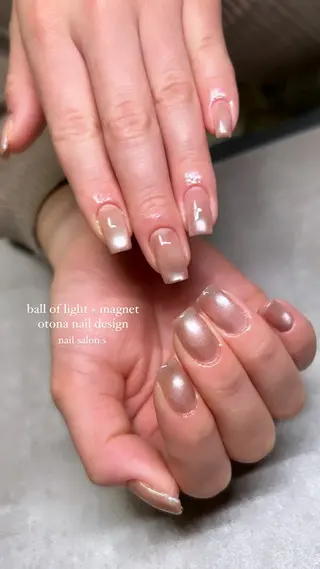 ネイル 関山 志乃のネイルデザイン