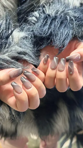 ネイル 🎀韓国レイヤー特化 🎀ベージュ/ミクのヘアスタイル