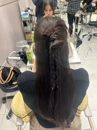 ロング 🎀大竹美侑／顔まわ りカット／レイヤーのヘアスタイル