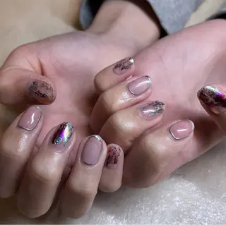 ネイル mimi 高石桃朱のネイルデザイン