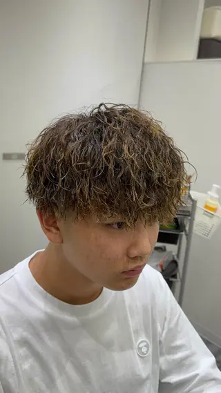 ショート パーマ メンズ 【メンズ特化】岩瀬 武【メンズパーマ】のヘアスタイル