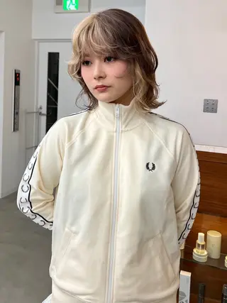 ミディアム いざわりお /梅田/ブリーチのヘアスタイル