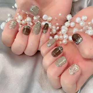 ネイル RAFFINE 月🦋🩵のネイルデザイン