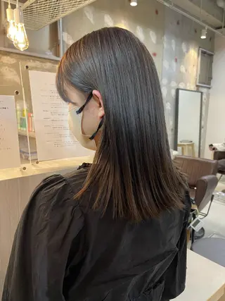 セミロング カラー 松本 瑠菜のヘアスタイル