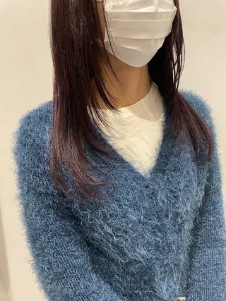 ロング カラー 山本 佳奈のヘアスタイル