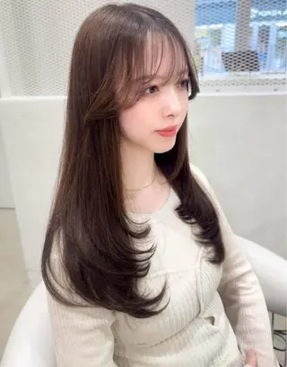 ロング 木田 真菜のヘアスタイル