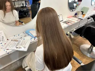 セミロング LUCK 津田沼 HIYORIのヘアスタイル