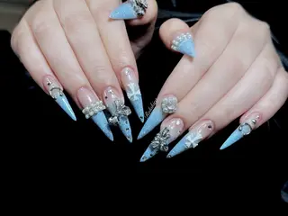 ロング Rola kira 麗のネイルデザイン