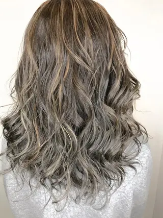 ロング NYLON. 柏店所属・お悩み解決美容師🩷 ♠️ベテランそめやのヘアスタイル