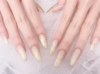 ネイル Nolaslien Mayra 銀座店のネイルデザイン