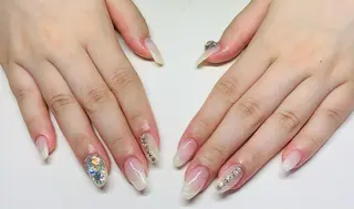 ネイル Mule Beauty Salon所属・ミュール ビューティーサロンのネイルデザイン