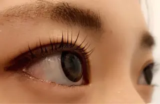 マツエク・マツパ 紬麦所属・藤井 しほの眉毛・アイブロウイメージ