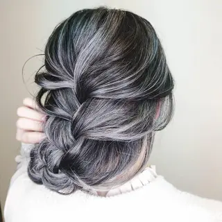 ロング カラー 🎀艶ブリーチカラー 🎀Fan.🎀秋山のヘアスタイル