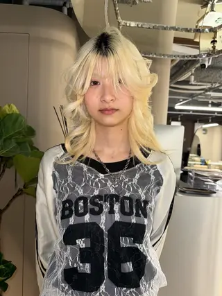 ミディアム カラー ハイトーン/梅田 ルーツカラー/しんのヘアスタイル