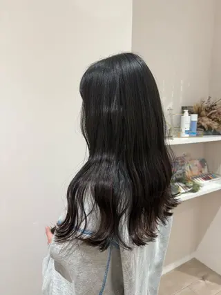 ロング RosierBlue 工藤のヘアスタイル