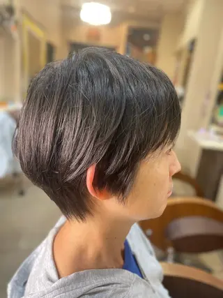 ショート リヴァベイリア所属・ショートヘア/ 鈴木　亜紀子のヘアスタイル