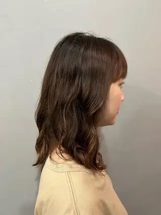 ミディアム パーマ ショート/ボブ/透明 感カラー/高橋あみのヘアスタイル