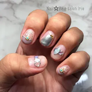 ネイル Hair salon Irie所属・與儀 知佳のネイルデザイン