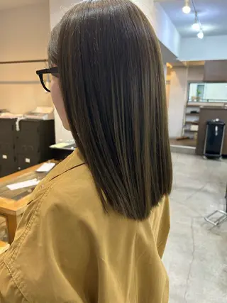 セミロング 本澤 朋香のヘアスタイル