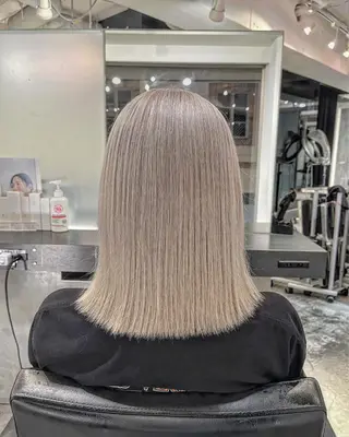 ミディアム 小田切 裕輝のヘアスタイル