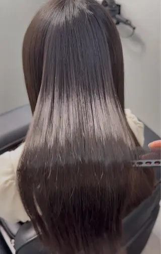 ロング 高橋 葵のヘアスタイル