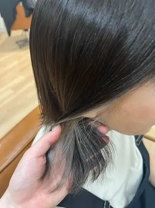 カラー 金山/栄 伊藤菜々夏のヘアスタイル