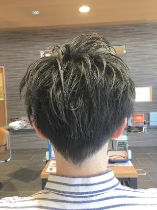 ショート メンズ 吉村 周馬のヘアスタイル