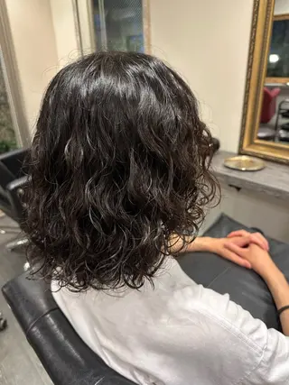 ミディアム パーマ Mora Hair Salon所属・Haruka 神楽坂のヘアスタイル