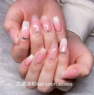 ネイル R inのネイルデザイン