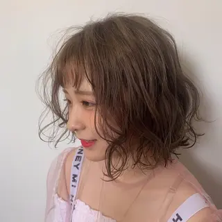 ミディアム 韓国ヘア🇰🇷 YURIYAのヘアスタイル