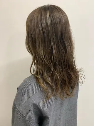 セミロング カラー 色白に見える暗髪 梅田・増田のヘアスタイル